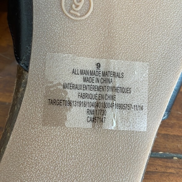 Mossimo black slides (sz 9) - Picture 6 of 6